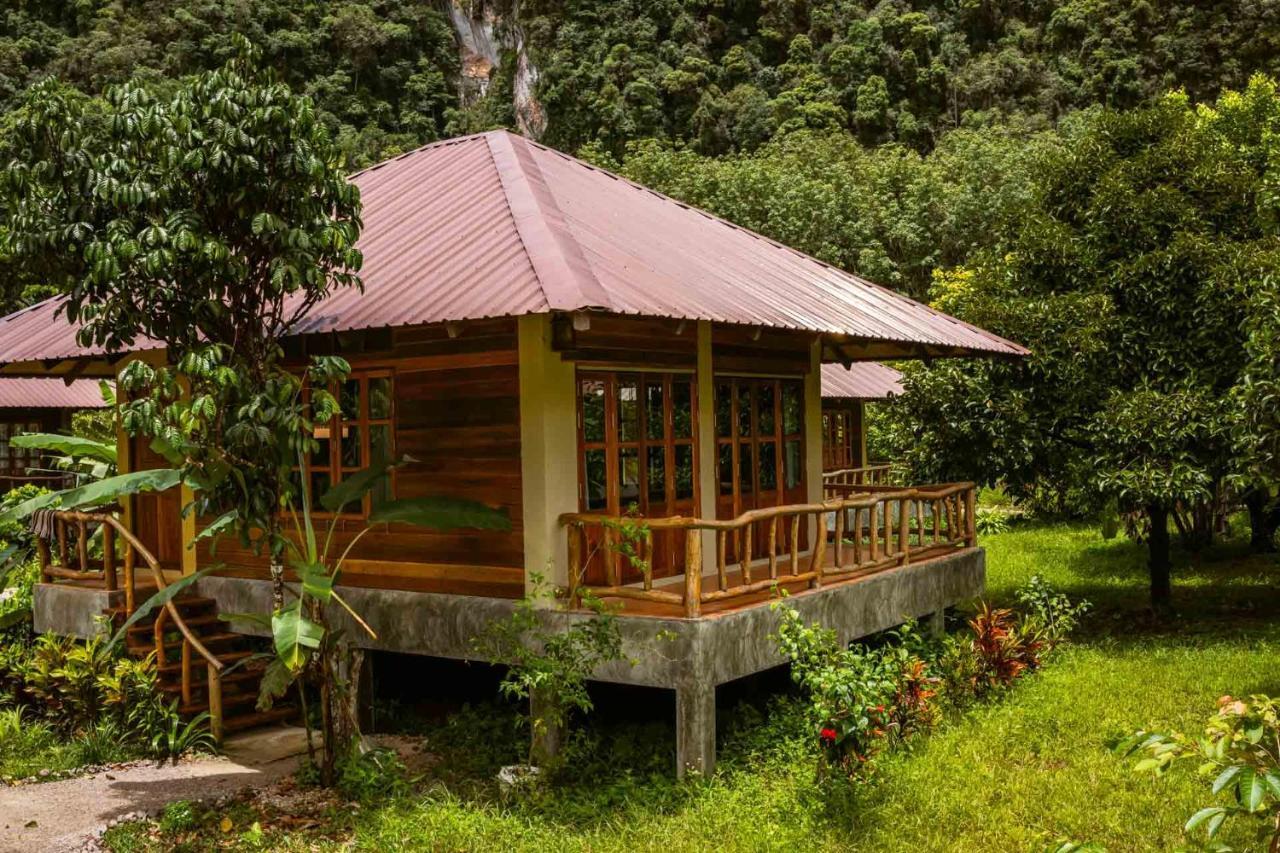Monkey Mansion Jungalows&Tours Khao Sok National Park Exterior foto
