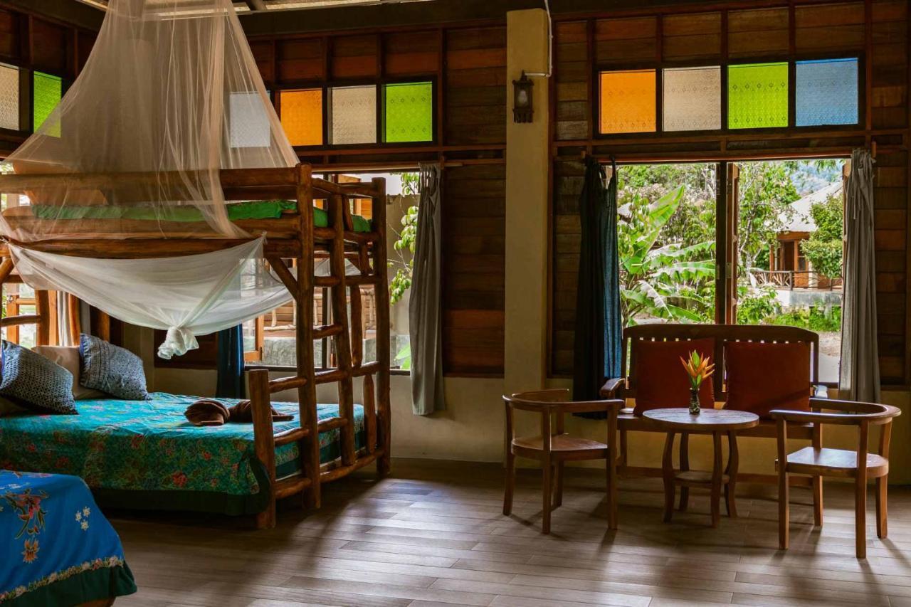 Monkey Mansion Jungalows&Tours Khao Sok National Park Exterior foto